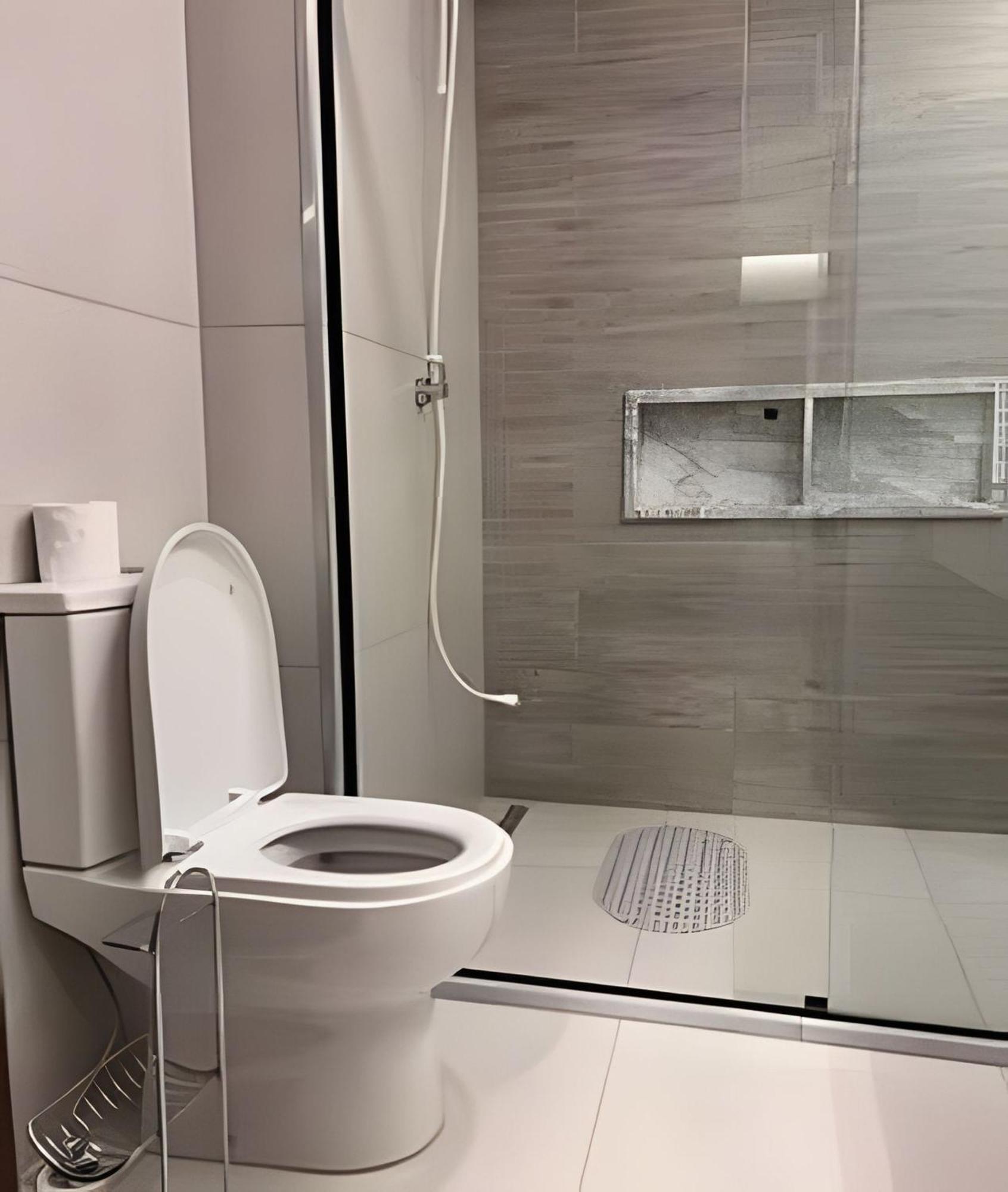 Lar No Bueno/ Apto. De Luxo 2 Quartos *